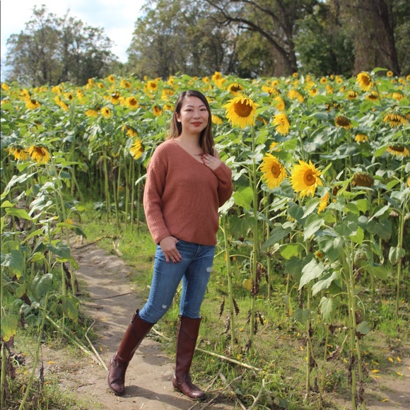 Meet the Posher - Picture 1 of 1